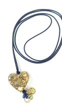 Afbeelding in Gallery-weergave laden, Heart pendant with lotus &amp; ohm
